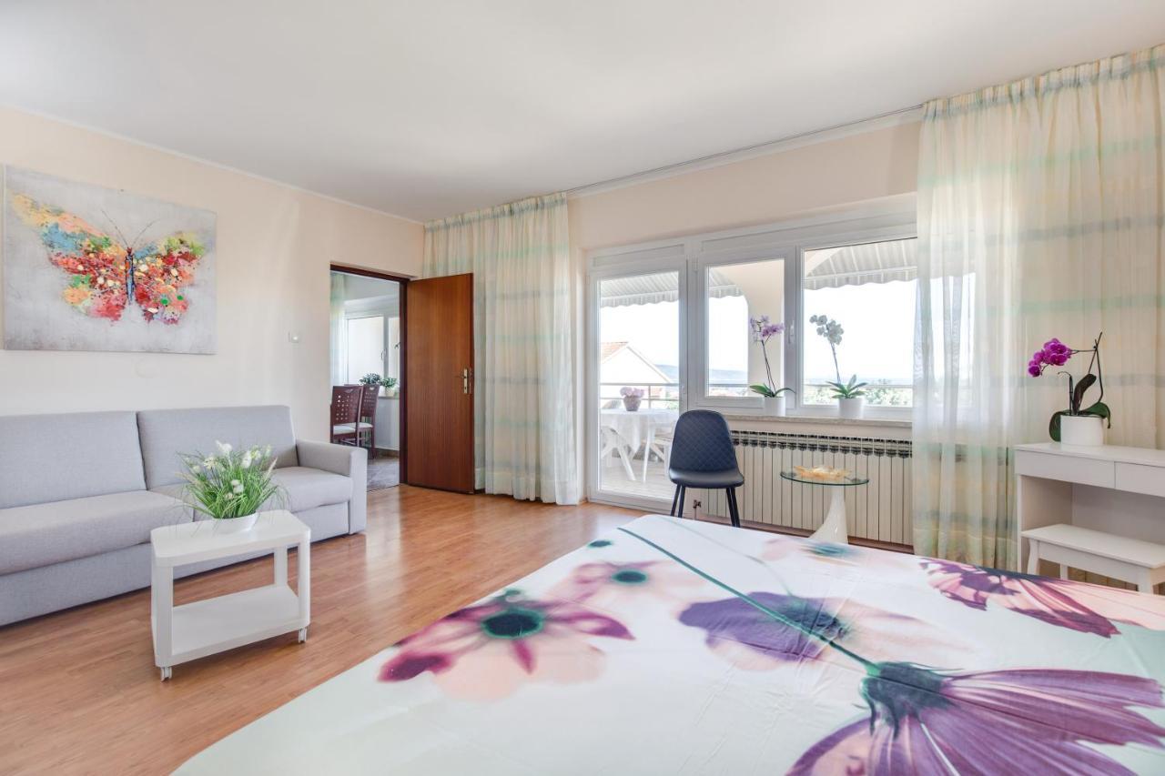 Apartmani Paradiso Krk Town Kültér fotó